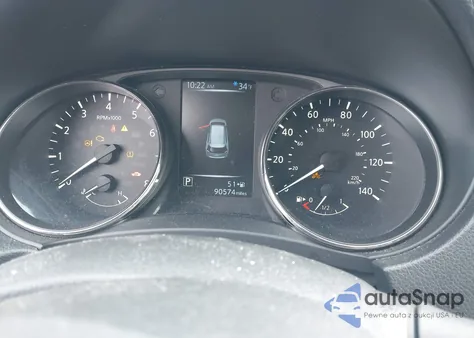 2017 Nissan Rogue S z USA, uszkodzony, nr VIN KNMAT2MVXHP574427